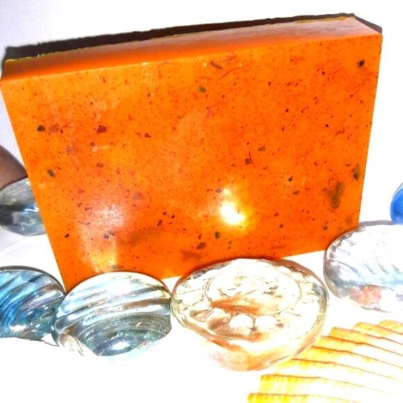 HANDCRAFTED TURMERIC MILK & HONEY MOISTURIZER SOAP BAR - Picture 1 of 5